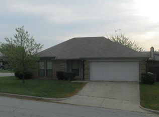 10801 Tall Oak Dr, Fort Worth, TX 76108
