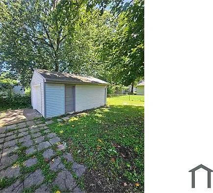 420 Macdougall Dr — Photo 13