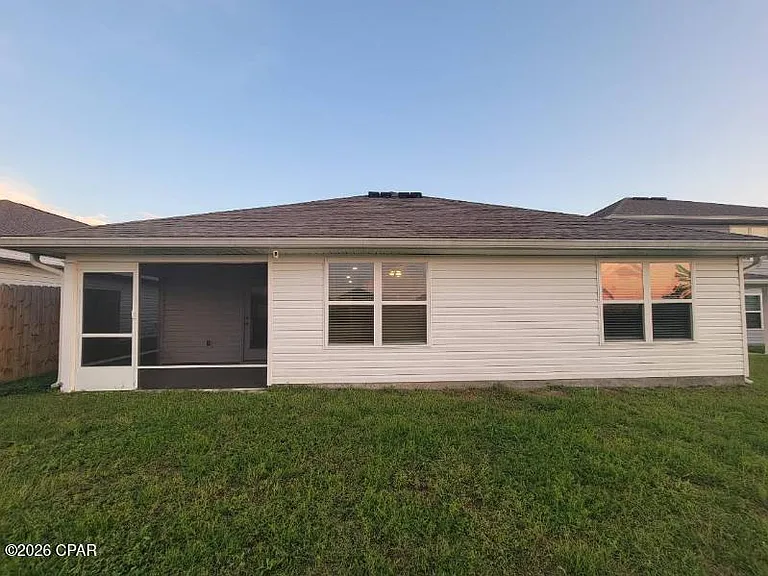 3931 Silver Spur Rd — Photo 35