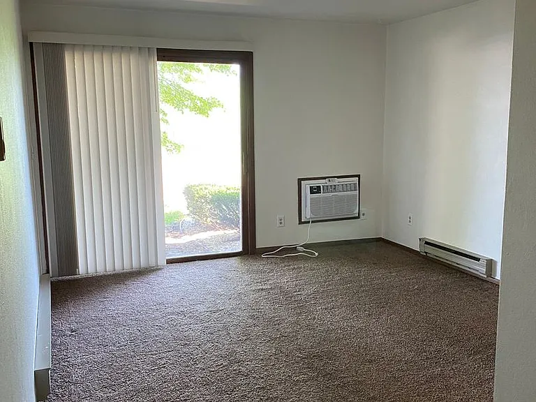 2111 Refset Dr — Photo 7