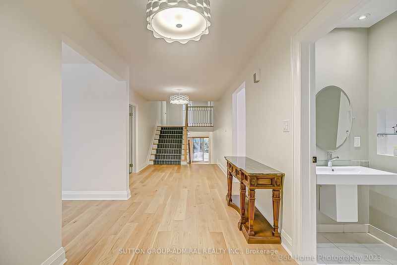 Toronto House for rent - 3 Bedrooms — photo 3