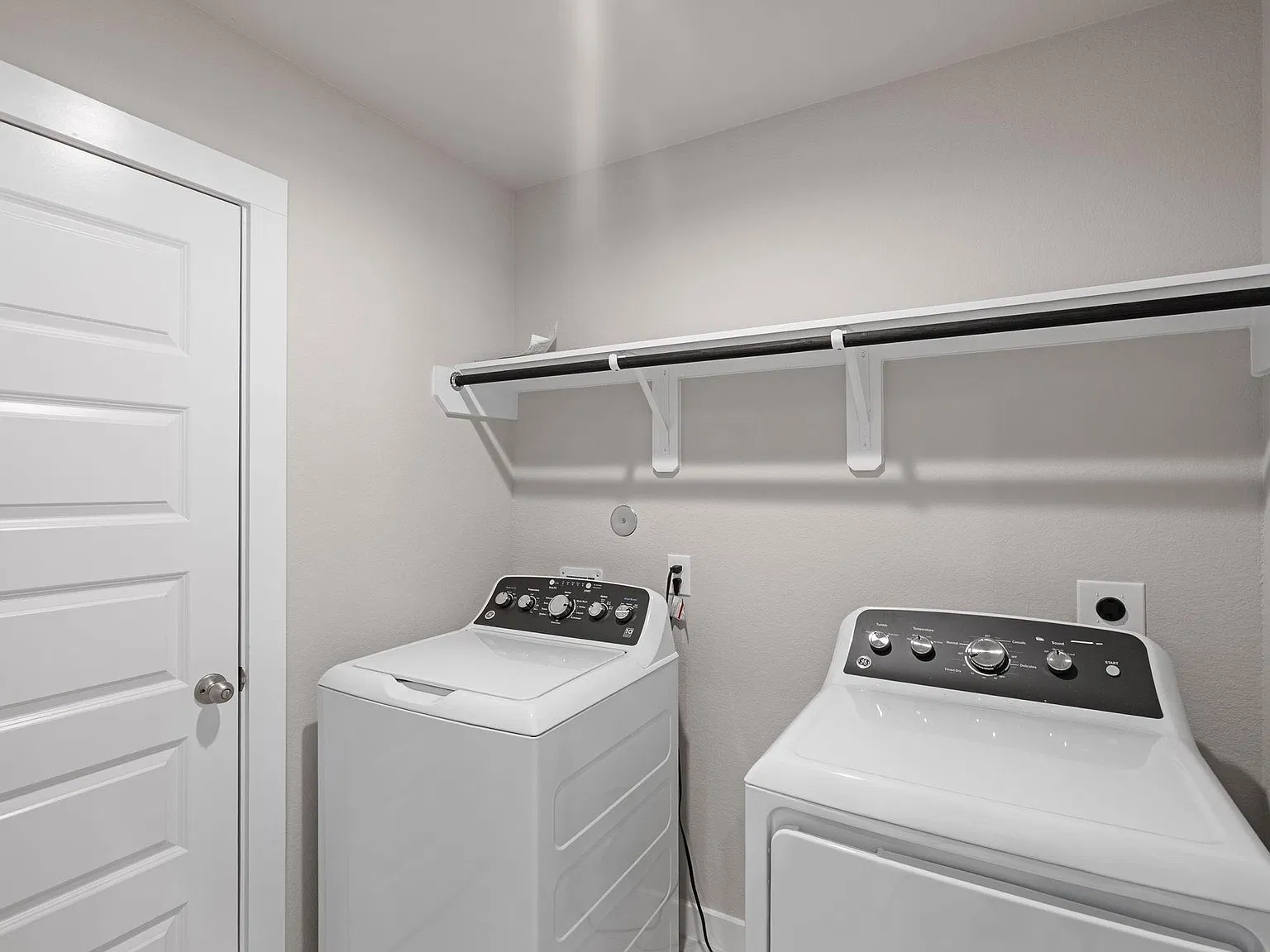 4 bed, 3.0 bath, $2,350 — Photo 4