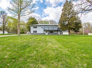 3509 E Orchard Dr, Decatur, IL 62521