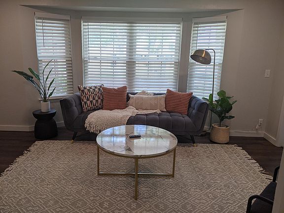 Spacious living room