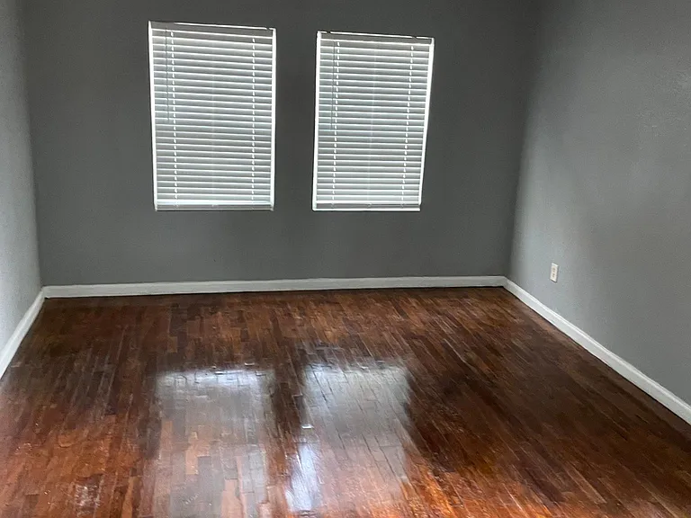 1734 Doris Ave — Photo 8