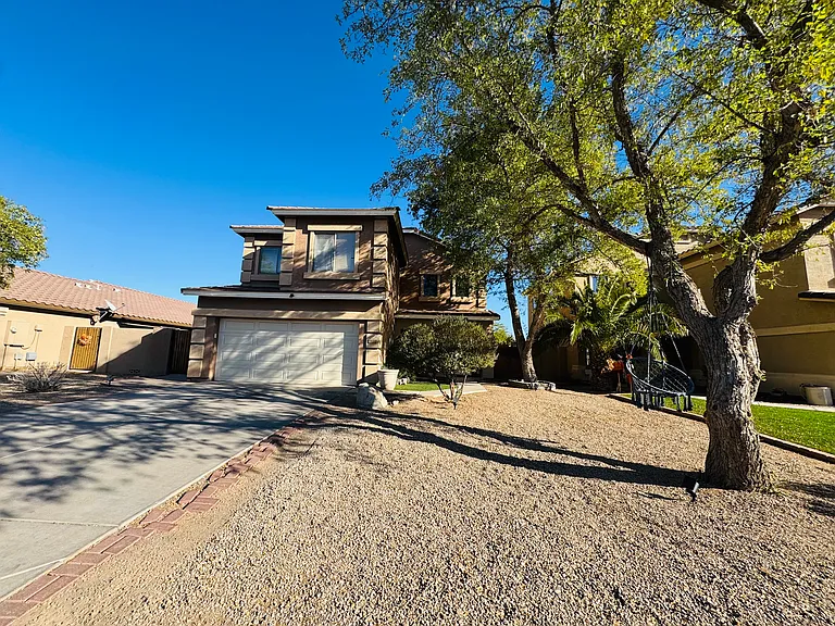 28007 N Muscovite Dr — Photo 2
