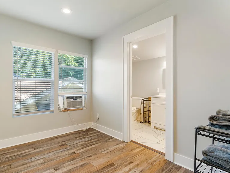 1220 N Cheyenne Ave — Photo 36