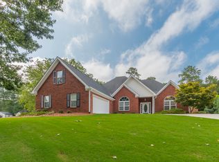 2534 Cedar Way, Loganville, GA 30052