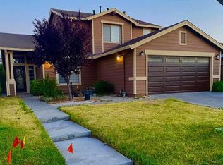 771 Granite Ave, Lathrop, CA 95330