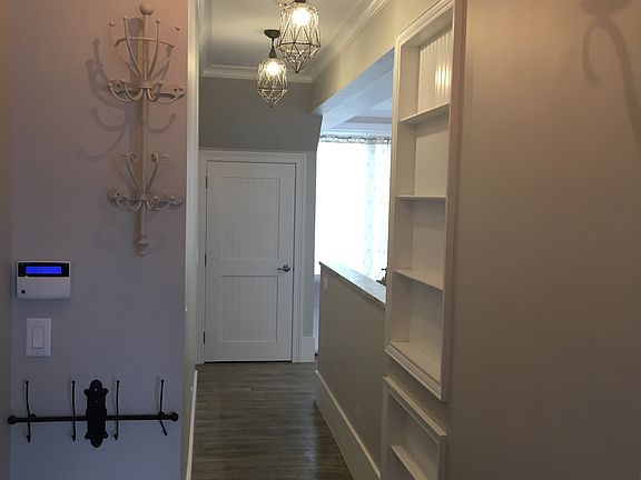 2nd image of 716 Hancock Avenue # Fl 1ST