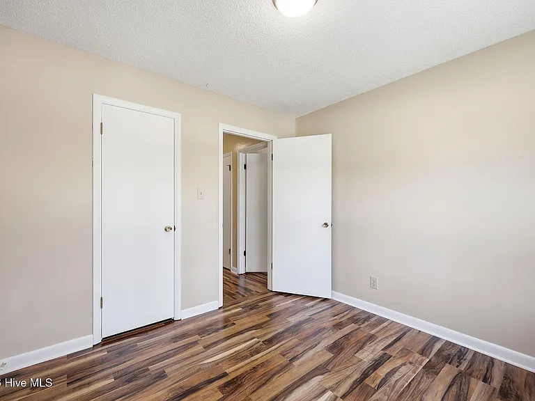 5914 Ormskirk Dr — Photo 17
