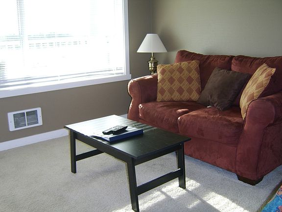 5th image of 210 26th St N #327