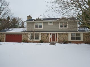 1018 Noridge Trl, Port Washington, WI 53074
