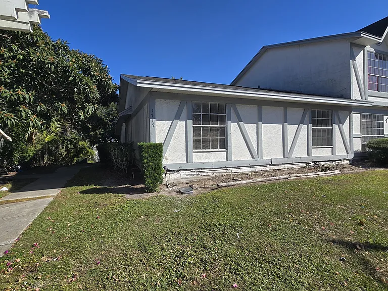 1715 Bentley Blvd — Photo 3