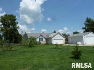 1578 County Road 600 Rd N, Lacon, IL 61540