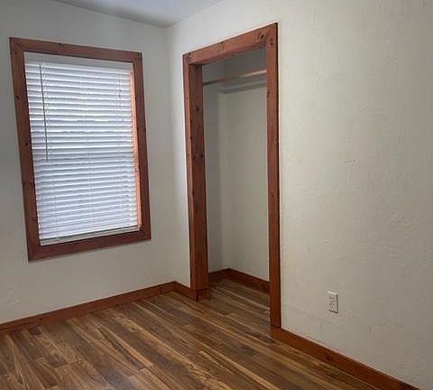 2nd image of 806 Clement St
