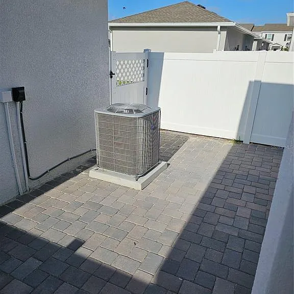 2144 Rider Rain Ln — Photo 13