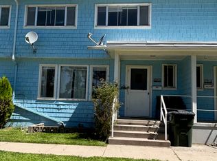 2290 39th St APT C, Los Alamos, NM 87544