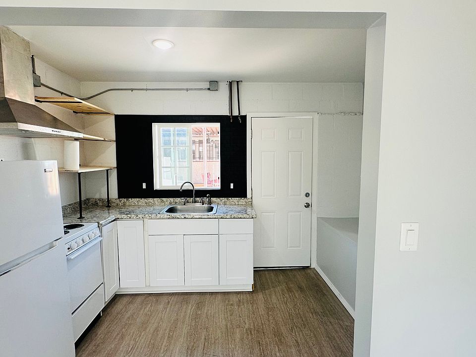 1st image of 2136 W 84th St #B