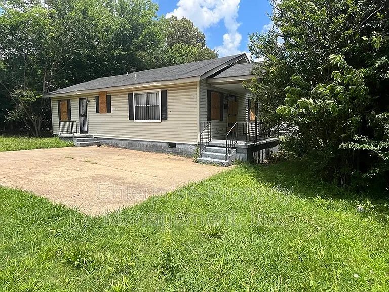 401 N Manassas St — Photo 5