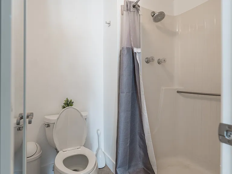 12572 E Bates Cir — Photo 11