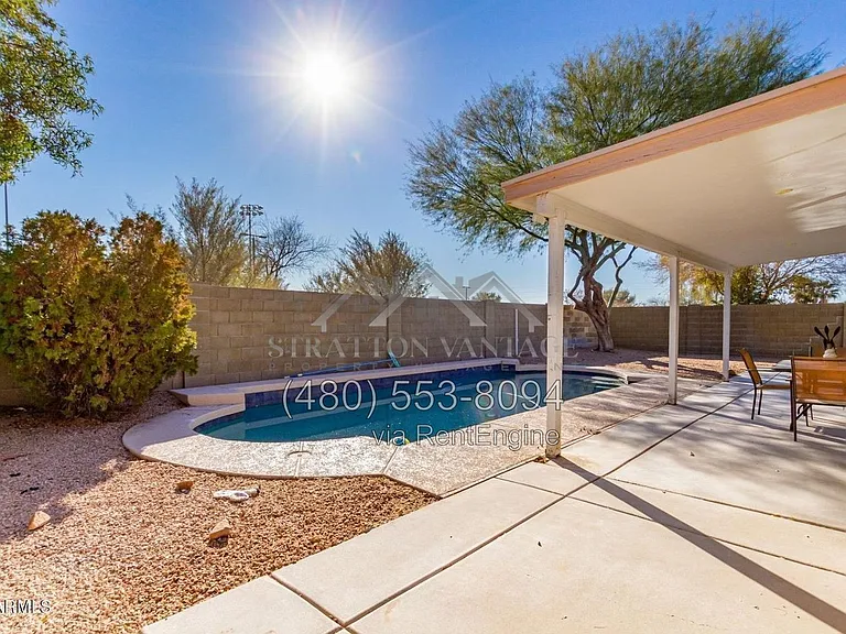2195 E Sherri Dr — Photo 24