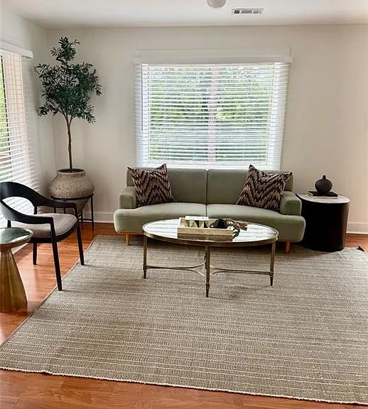 1685 Chevron Way — Photo 3
