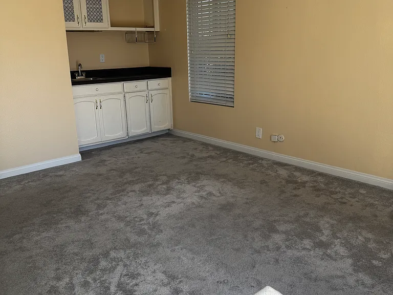 7427 Tunney Ave — Photo 8