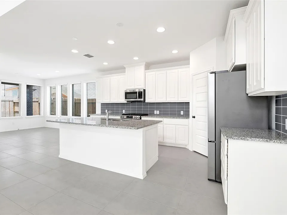 31010 Evening Skye Dr
