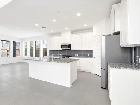 31010 Evening Skye Dr, Brookshire, TX 77423