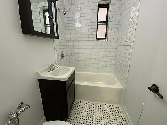 5th image of 85-32 114th St #1D
