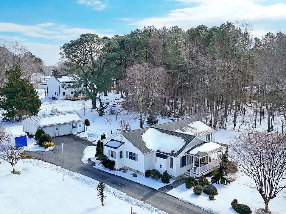 1st image of 109 Carroll Rd SW