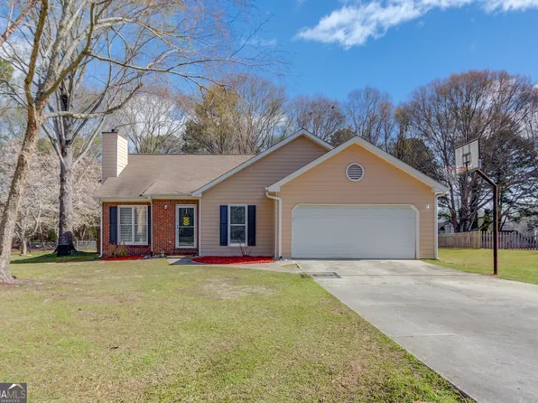 2080 Blackberry Ln, Auburn, GA 30011