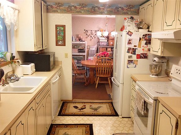 5th image of 1310 155th Street Ct E