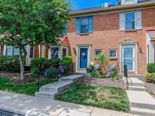 456 Churchill Ct, Harleysville, PA 19438