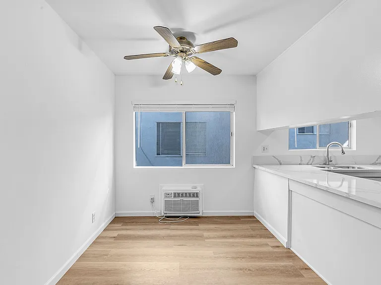 7100 Fulton Ave — Photo 4