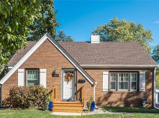 2323 40th St, Des Moines, IA 50310