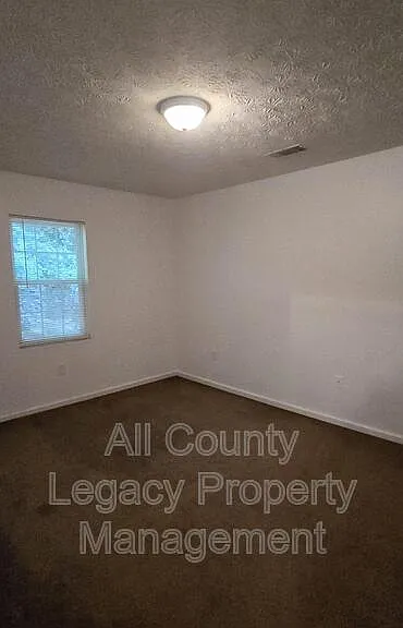 33 Maria Cir — Photo 5