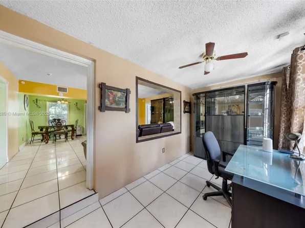 526 S 28th Ave #1, Hollywood, FL 33020