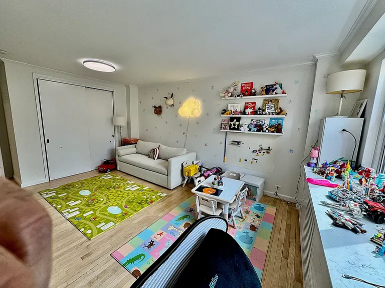 1175 York Ave #15LM — Photo 4