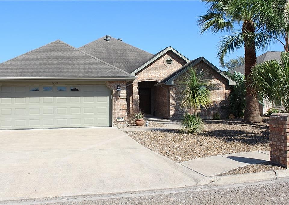 1st image of 3225 Country Club Dr N