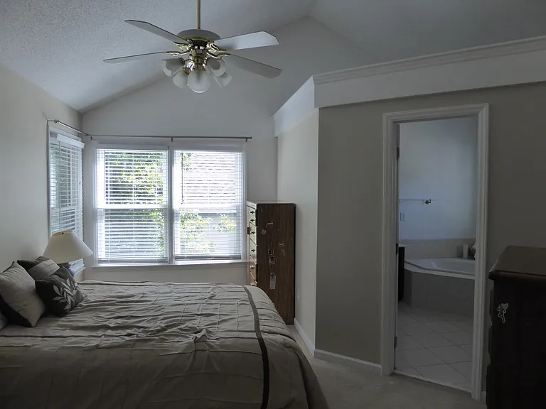 2333 Declaration Dr — Photo 12