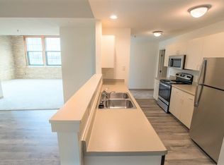 913 N Spring St APT 310, Beaver Dam, WI 53916