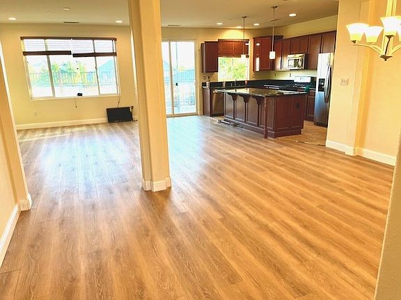 open dining, kitchen, family room
