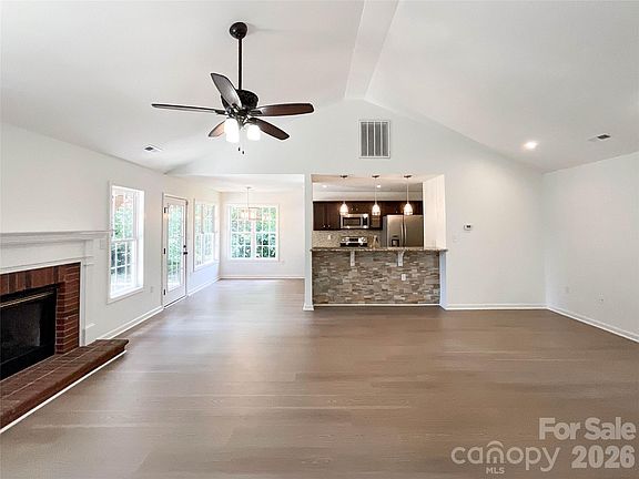 5th image of 2007 Gambrel Way