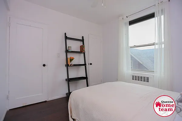 Sold by Keller Williams Realty Landmark II | media 20