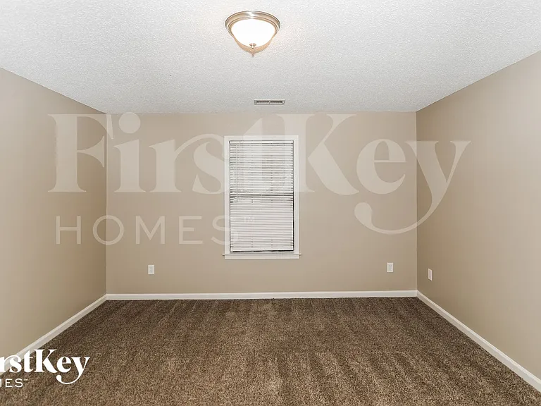 3456 Sunswept Dr — Photo 11