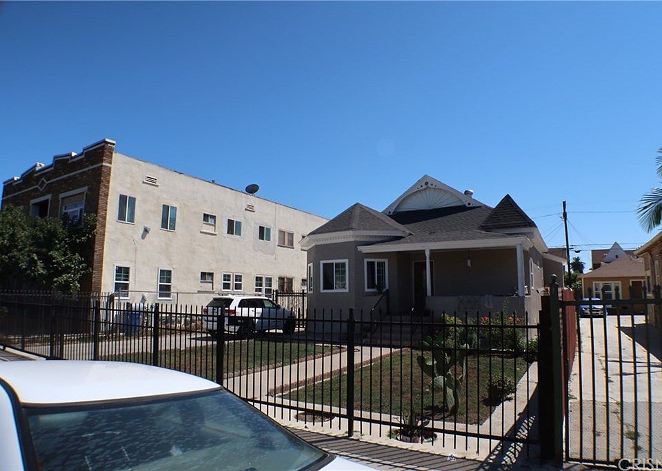 2nd image of 306 E 25th St
