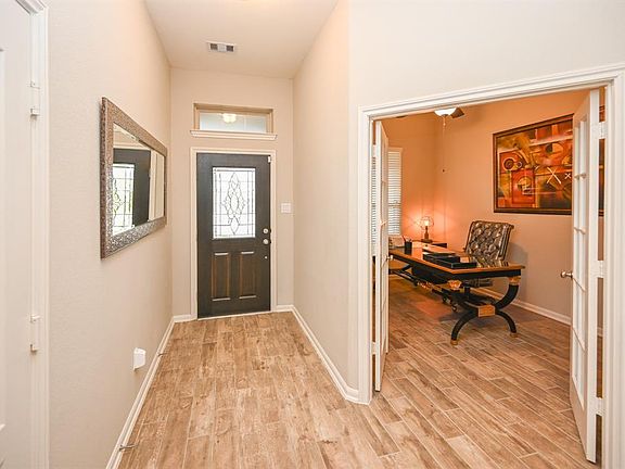 4th image of 19315 Blueberry Cedar Dr