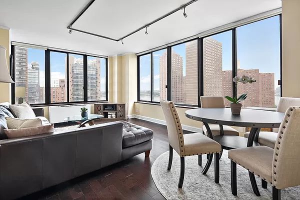 1st image of 300 E 93rd St APT 14E